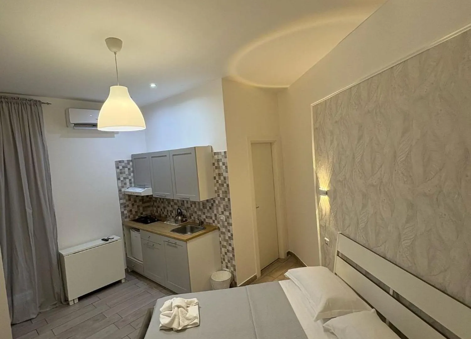 Bed & Breakfast Viren Rooms Naples