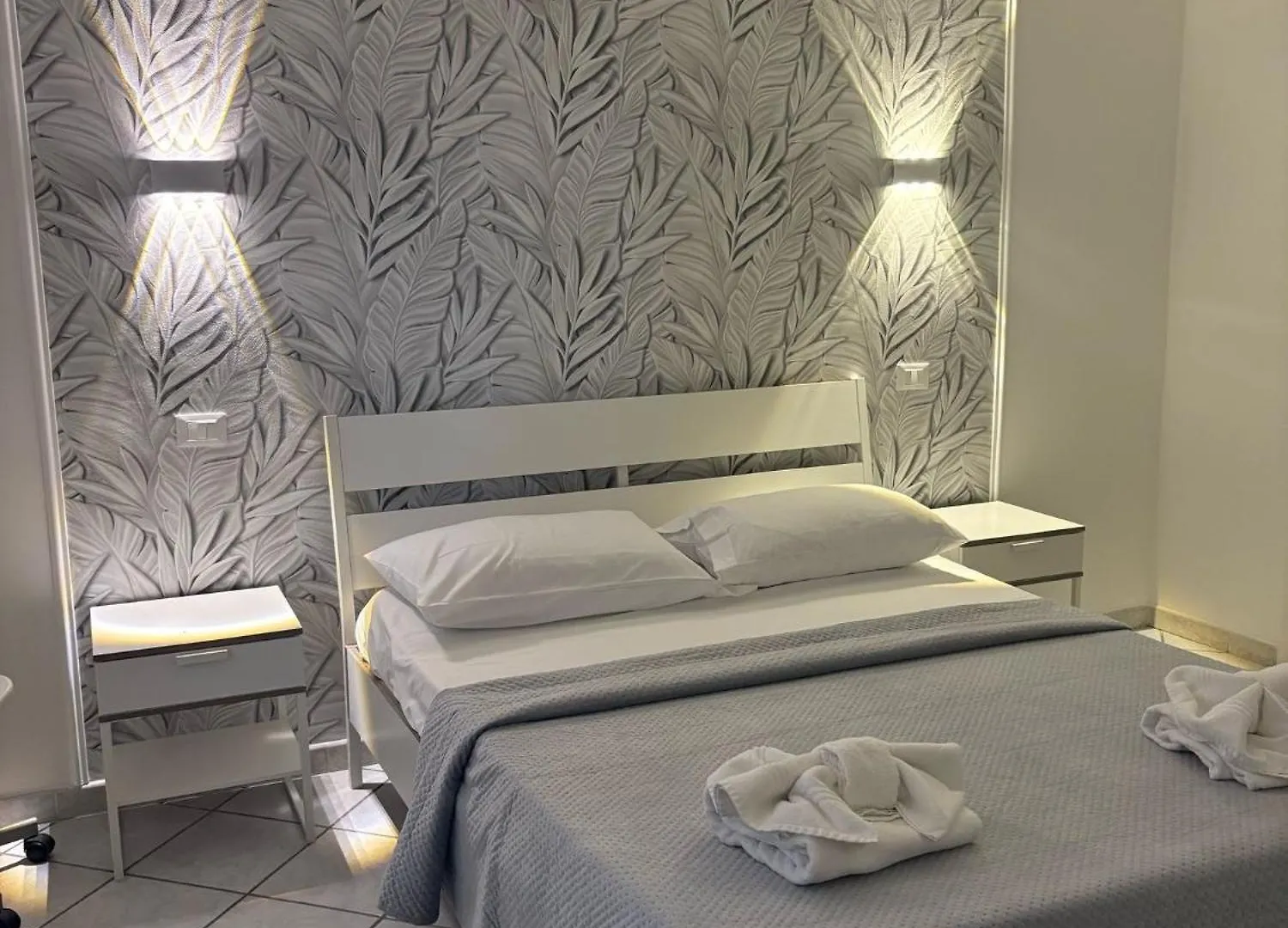 Viren Rooms Naples Bed & Breakfast