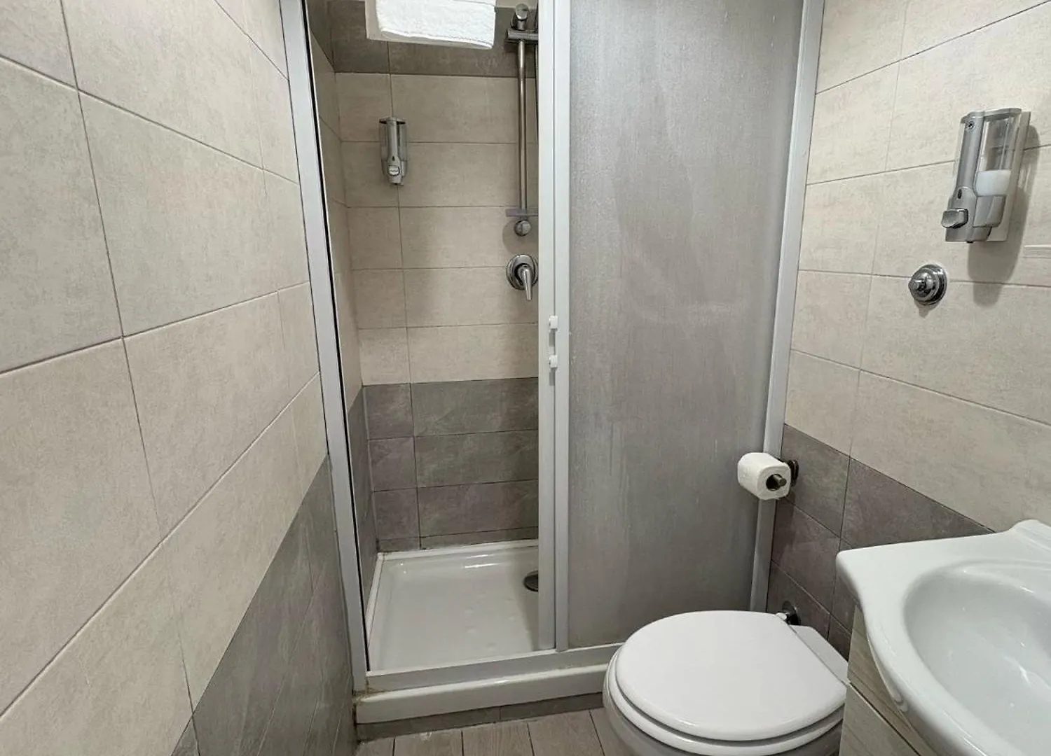 Viren Rooms Nápoly Olaszország